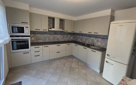 20251105_121255000_iOS